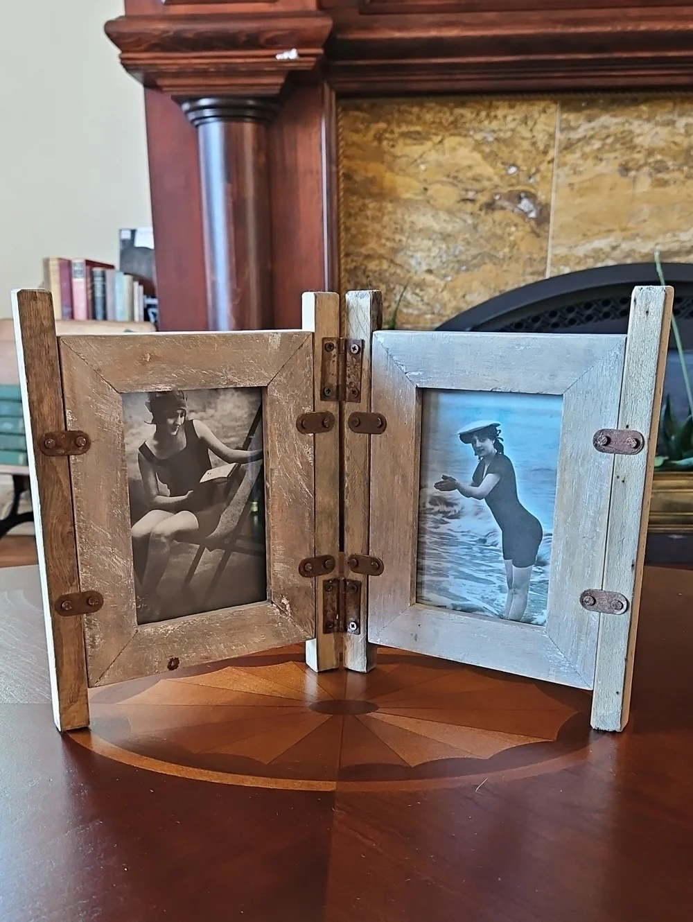 Vintage Rustic Distressed Weathered Wood Triple Hinged Picture Frame
